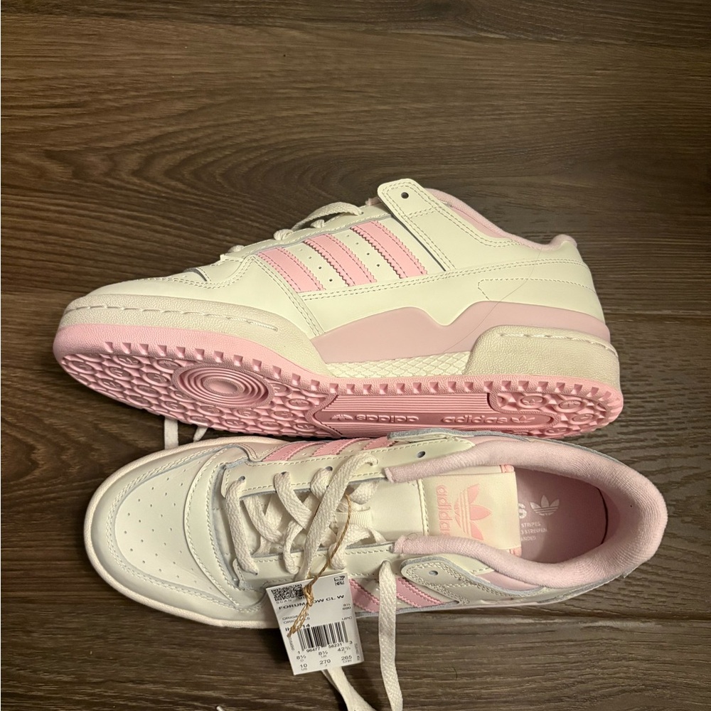 Adidas Forum Low White and Light Pink Shoes - Picture 3 of 5